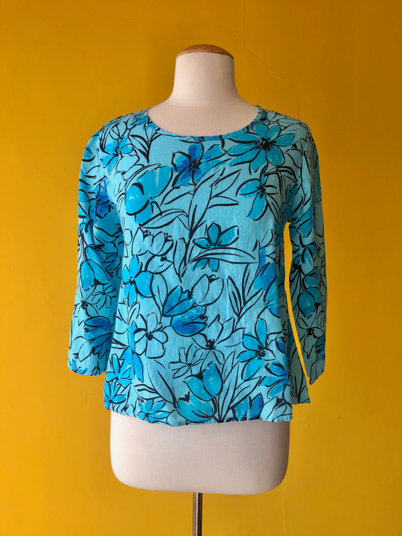 Cut Loose 3/4 Split Back Shirt